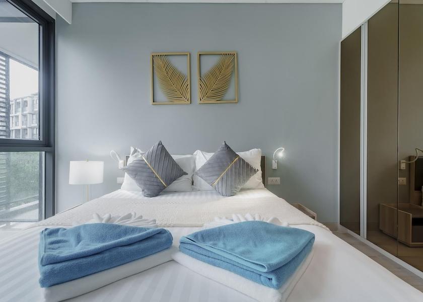 Phuket Choeng Thale Room