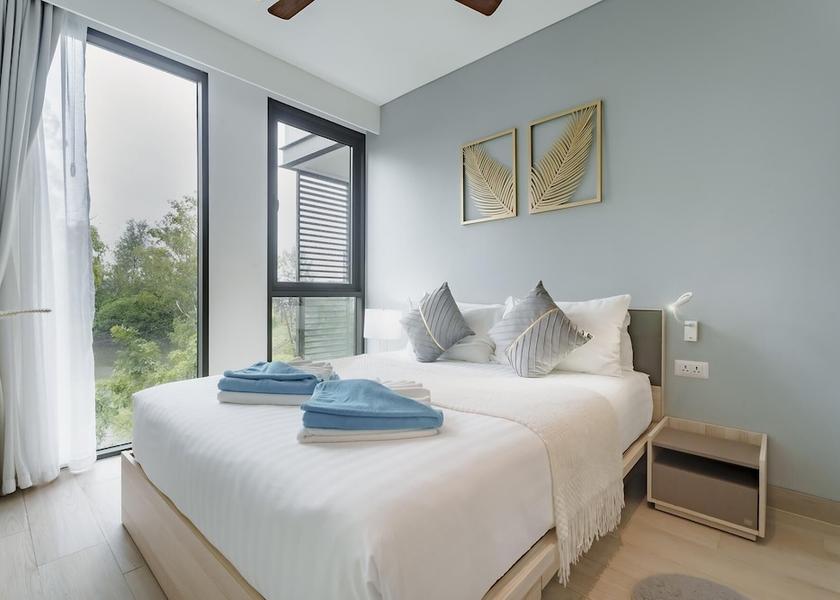 Phuket Choeng Thale Room