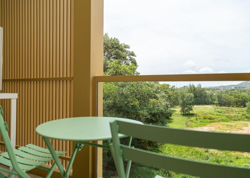 Phuket Choeng Thale Terrace