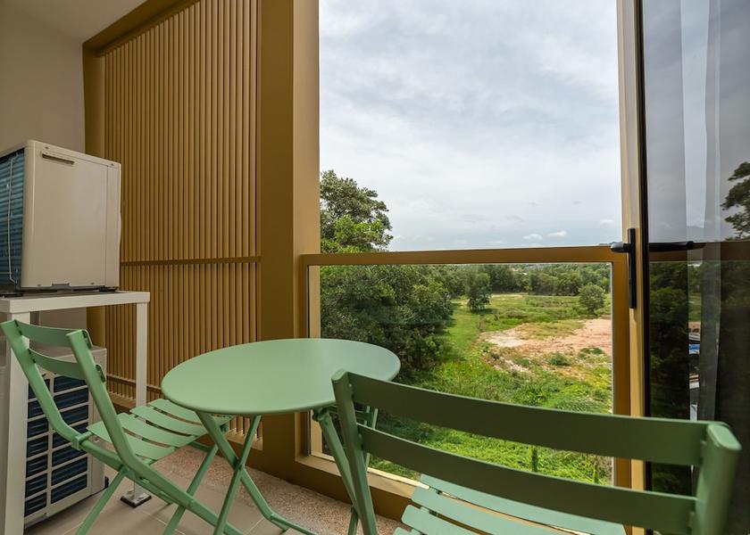 Phuket Choeng Thale Terrace