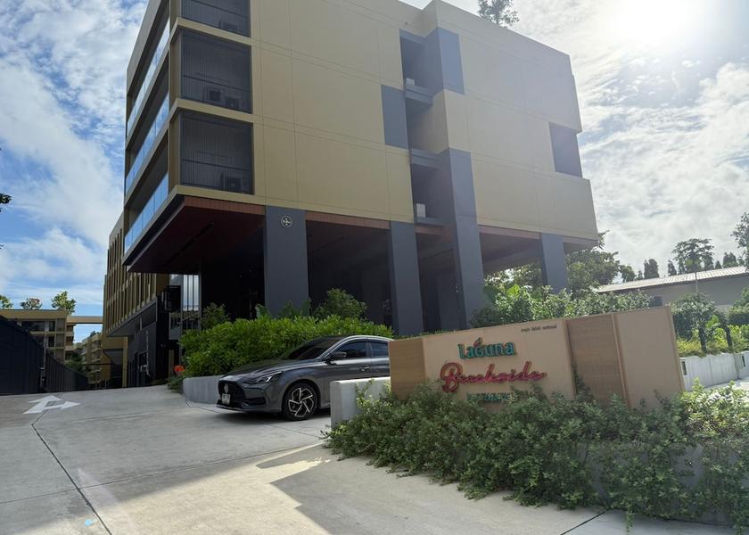 Phuket Choeng Thale Exterior Detail