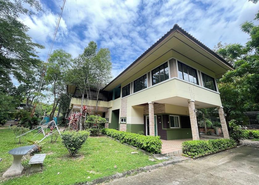 Rayong Province Nikhom Phatthana Front of property