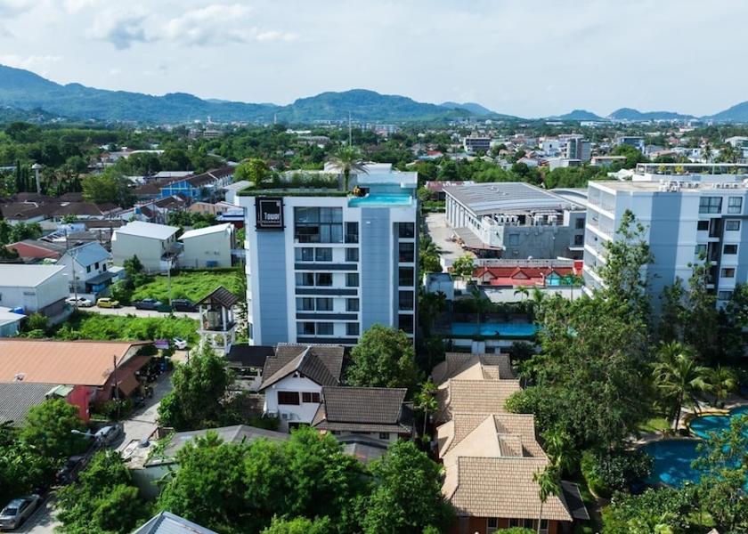 Phuket Chalong Exterior Detail