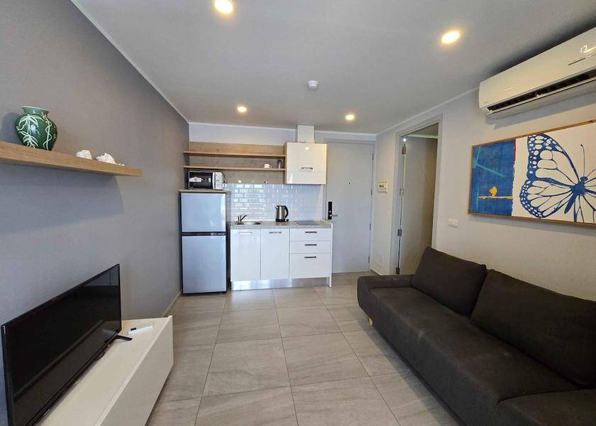 Phuket Chalong Interior Entrance