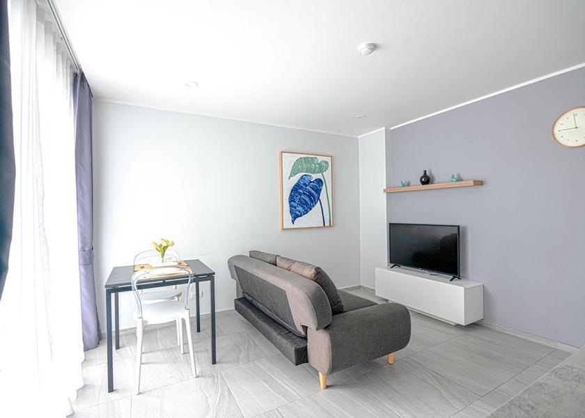 Phuket Chalong Interior Entrance