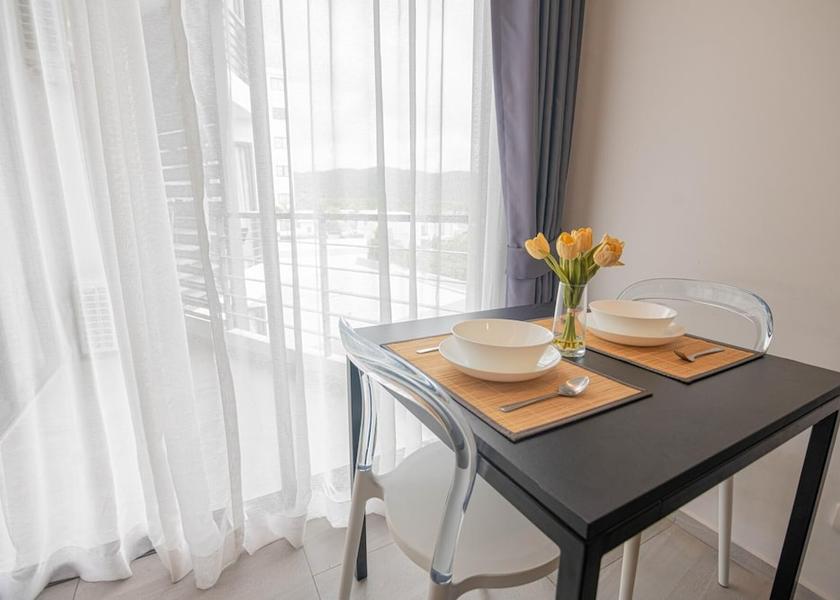 Phuket Chalong Interior Entrance