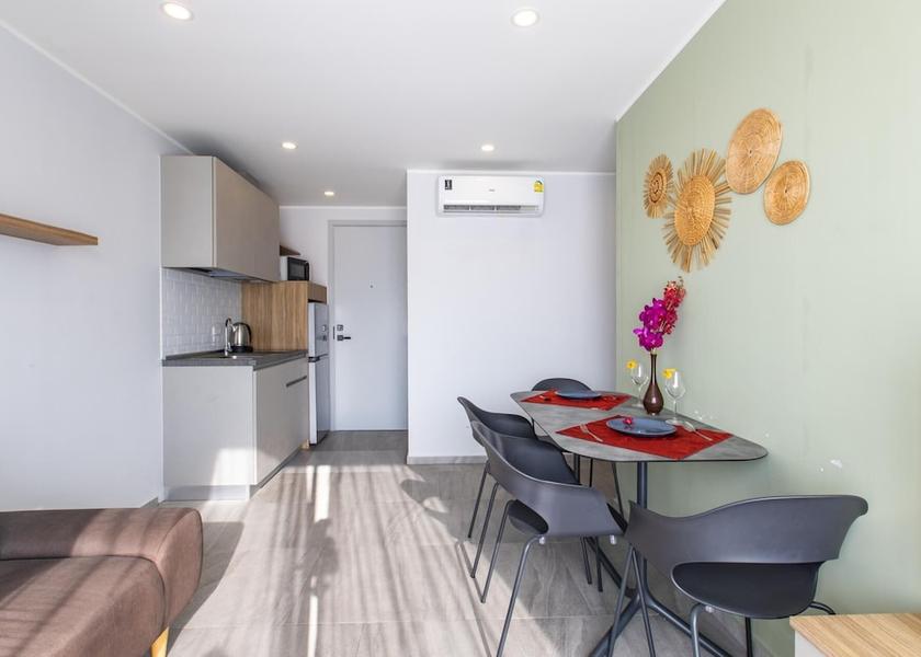 Phuket Chalong Interior Entrance