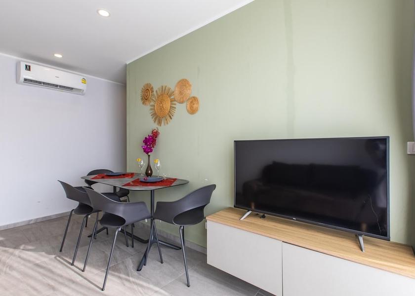 Phuket Chalong Interior Entrance