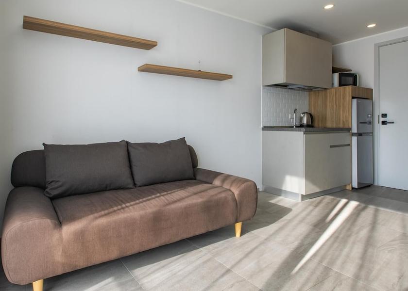 Phuket Chalong Interior Entrance