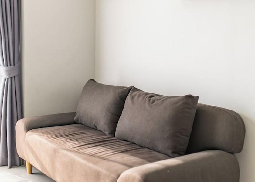 Phuket Chalong Interior Entrance