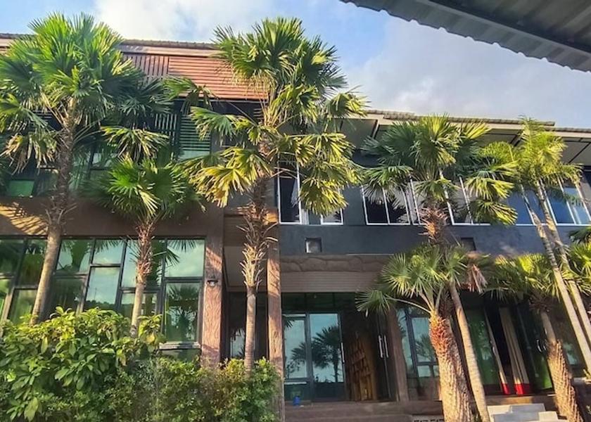 Saraburi Province Kaeng Khoi Facade