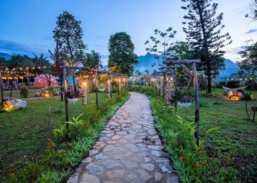 Hoa Binh Mai Chau Entrance