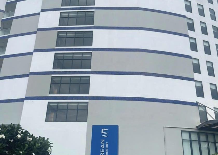 Khanh Hoa Cam Ranh Facade