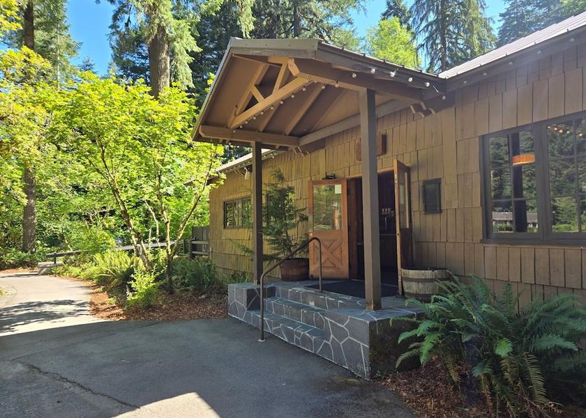 Oregon Sublimity Gift Shop