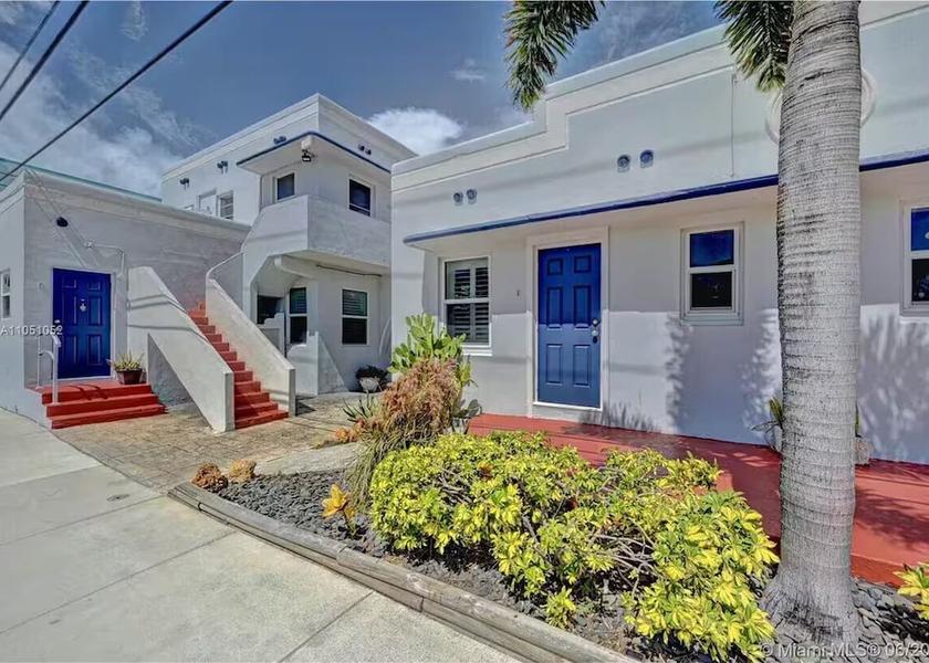 Florida Hollywood Exterior Detail