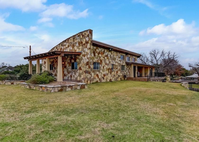 Texas Marble Falls Exterior Detail