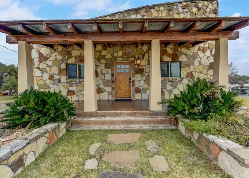 Texas Marble Falls Exterior Detail