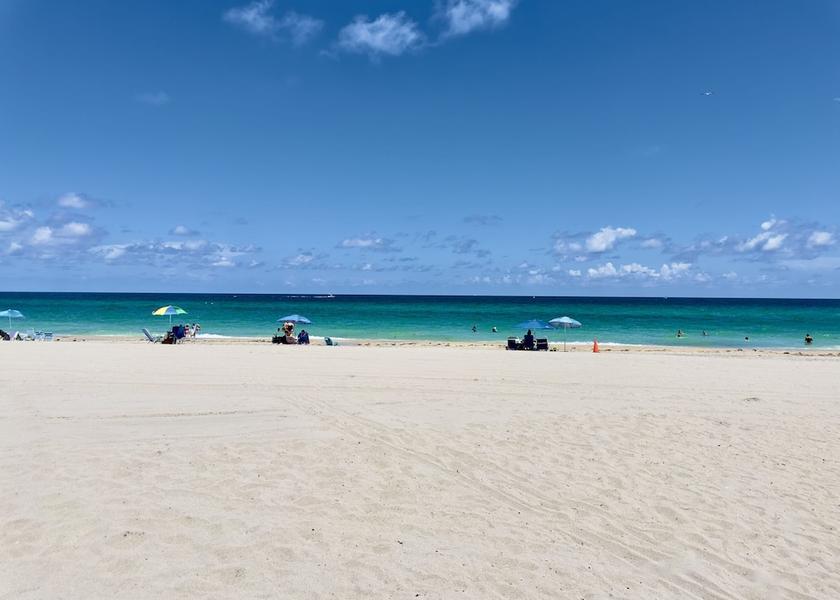 Florida Hollywood Room