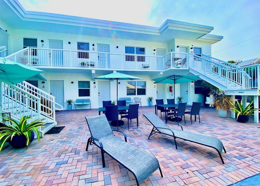 Florida Hollywood Room