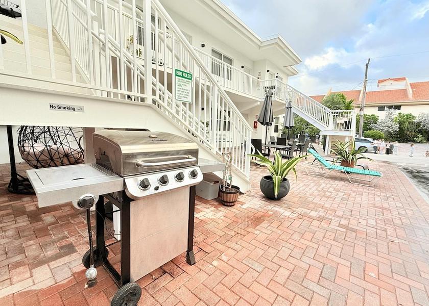 Florida Hollywood Room