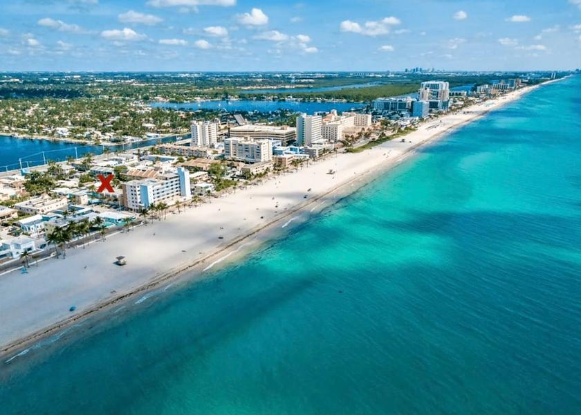 Florida Hollywood Room