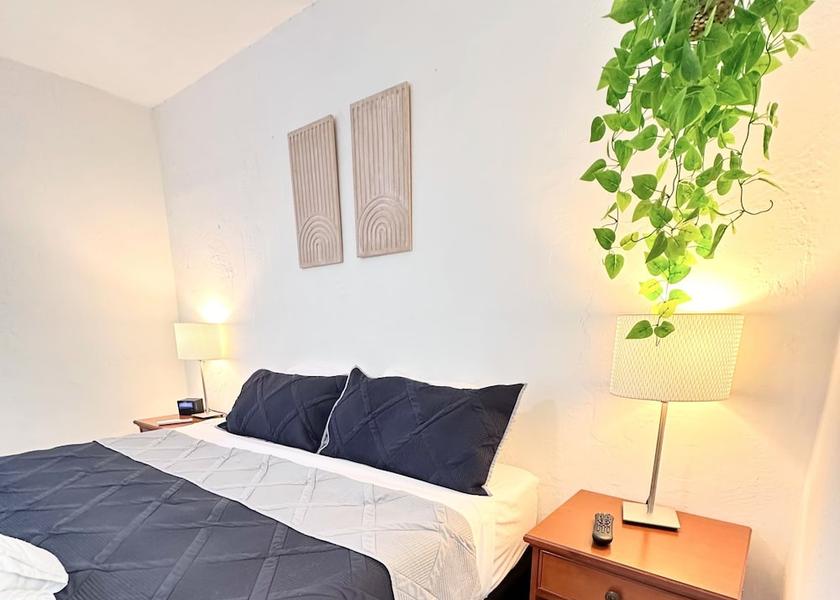 Florida Hollywood Room