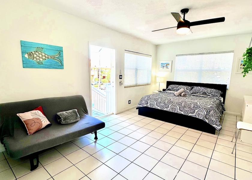 Florida Hollywood Room