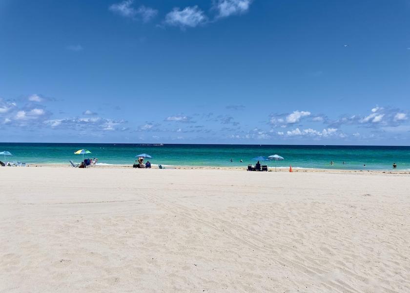 Florida Hollywood Room