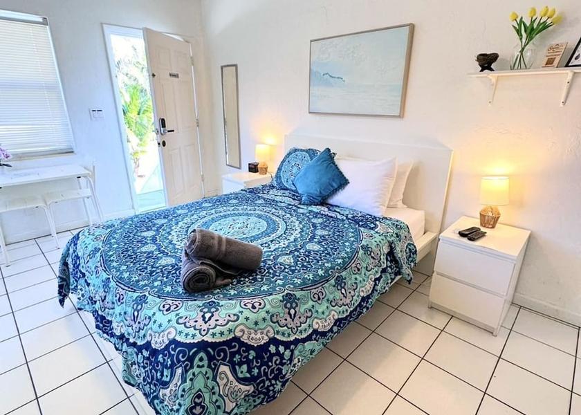 Florida Hollywood Room