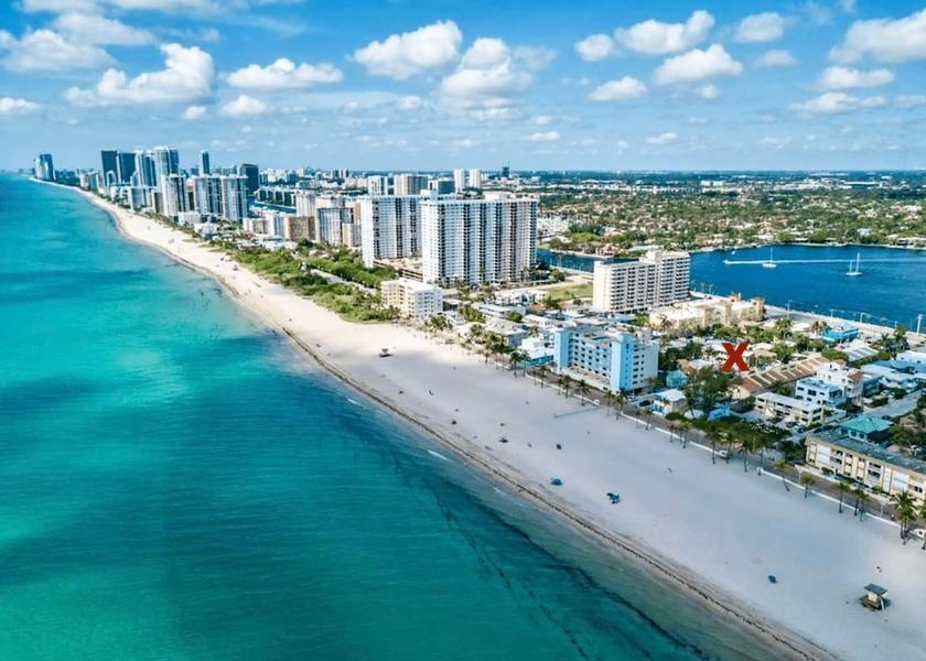 Florida Hollywood Room