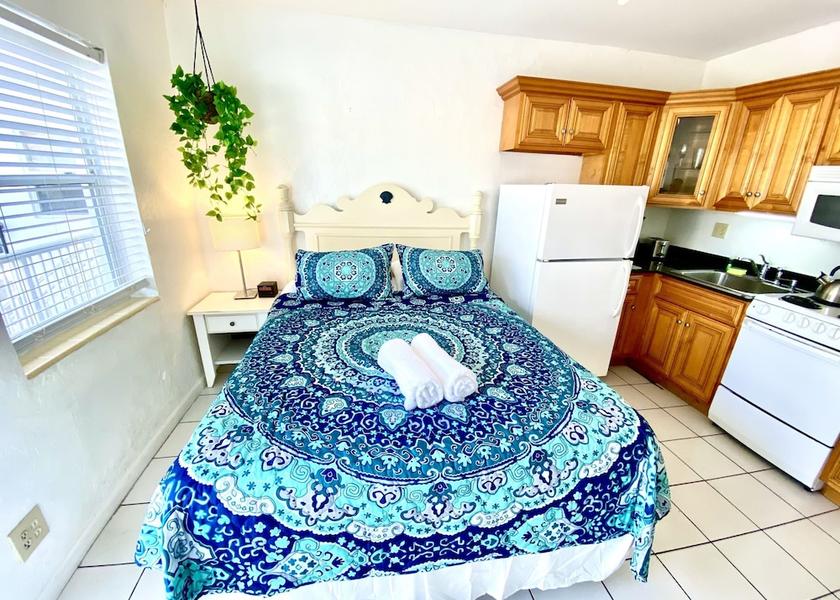 Florida Hollywood Room