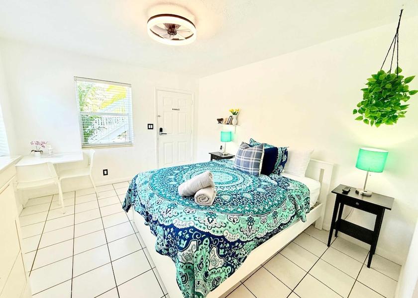 Florida Hollywood Room