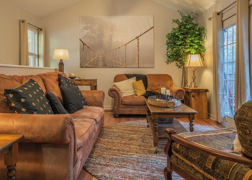 Tennessee Gatlinburg Living Area