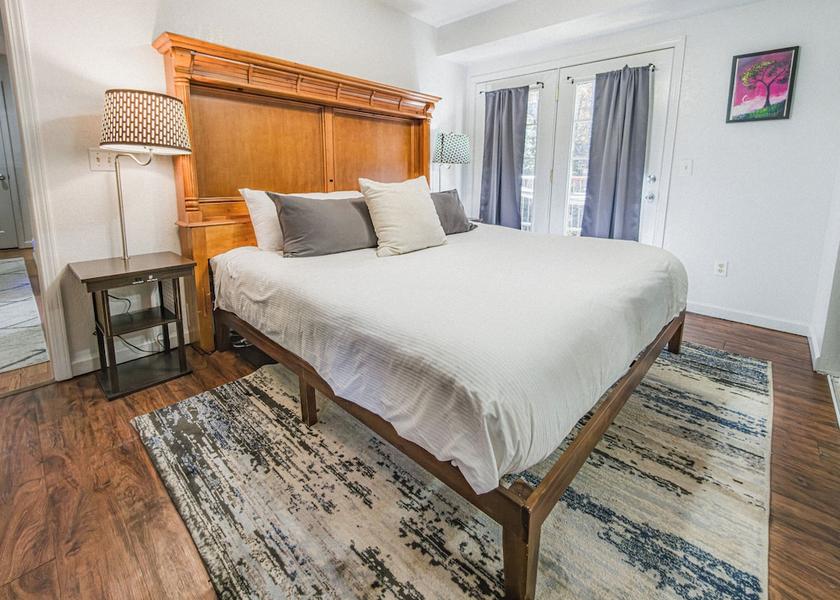 Tennessee Gatlinburg Room