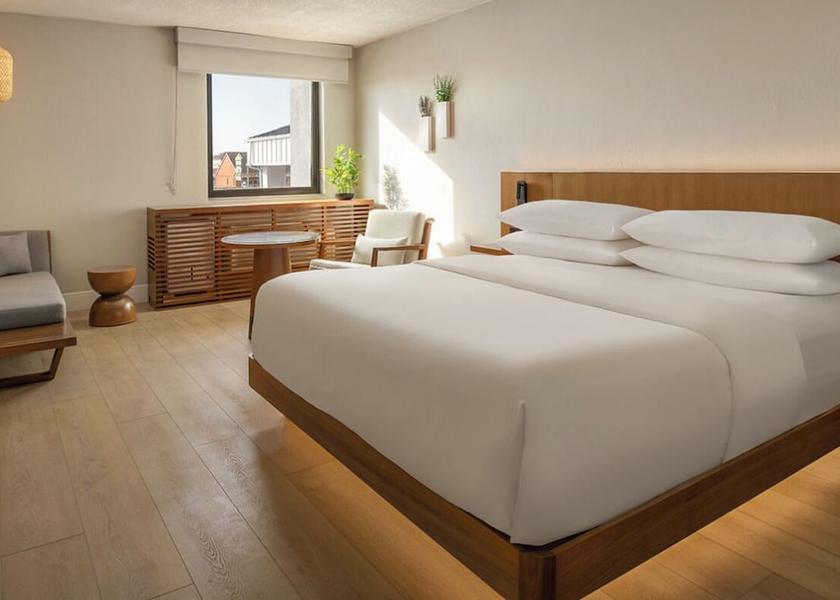 Indiana Fort Wayne Room