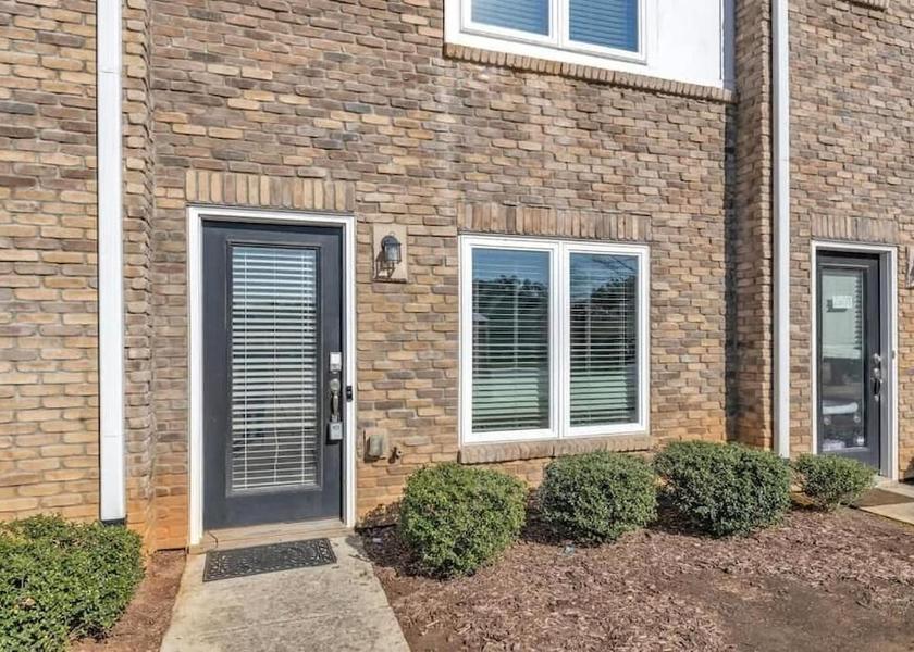 North Carolina Raleigh Exterior Detail