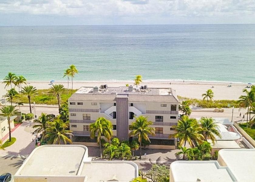 Florida Hollywood Room