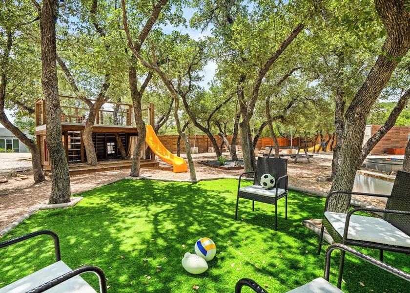Texas Dripping Springs Room