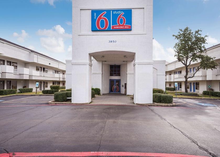Texas Irving Entrance