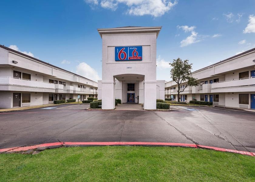Texas Irving Entrance