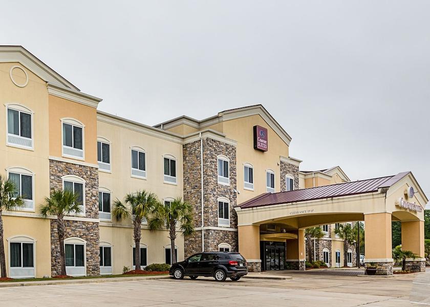 Louisiana Leesville Exterior Detail