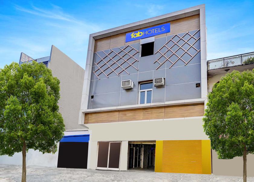 Uttar Pradesh Kanpur Facade