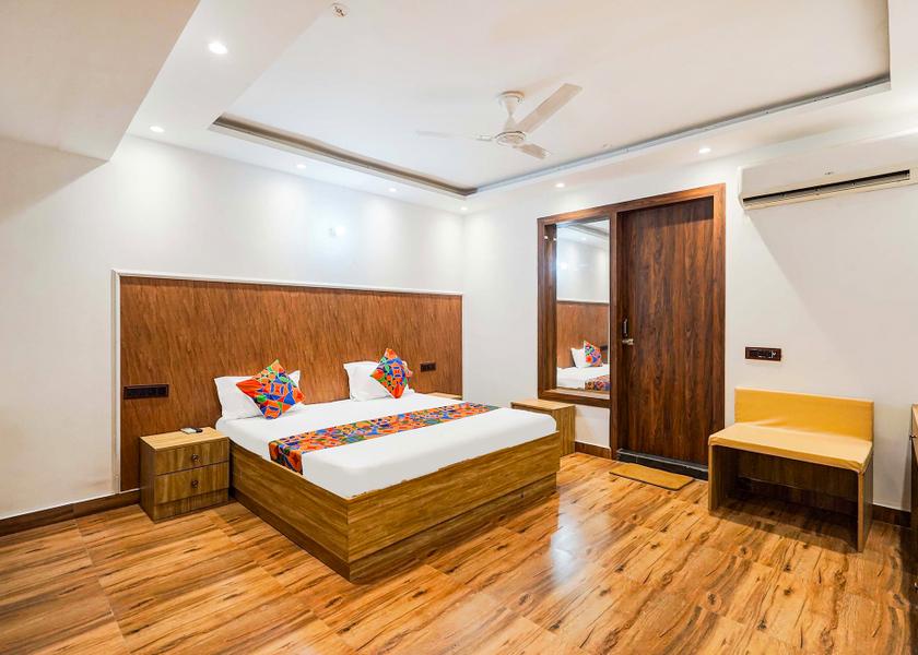 Uttar Pradesh Noida Room