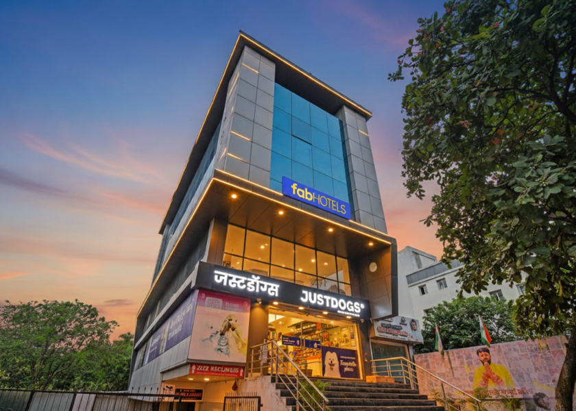 Maharashtra Pune Facade