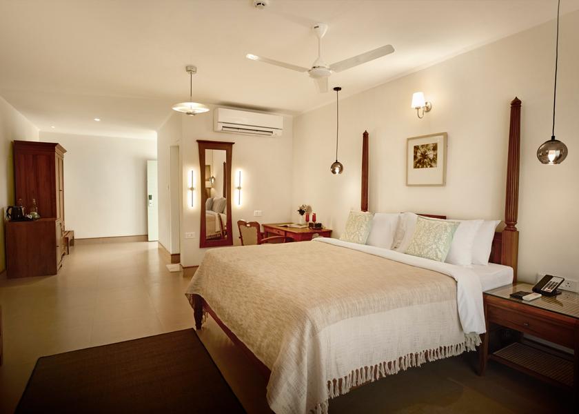 Kerala Kodungallur Hotel Exterior