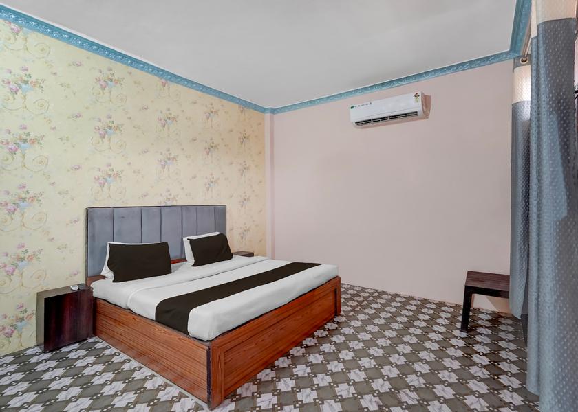 Uttar Pradesh Jhansi Room
