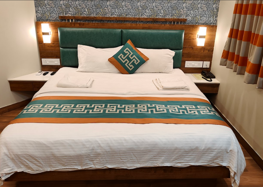 Karnataka Dharwad Double AC Room