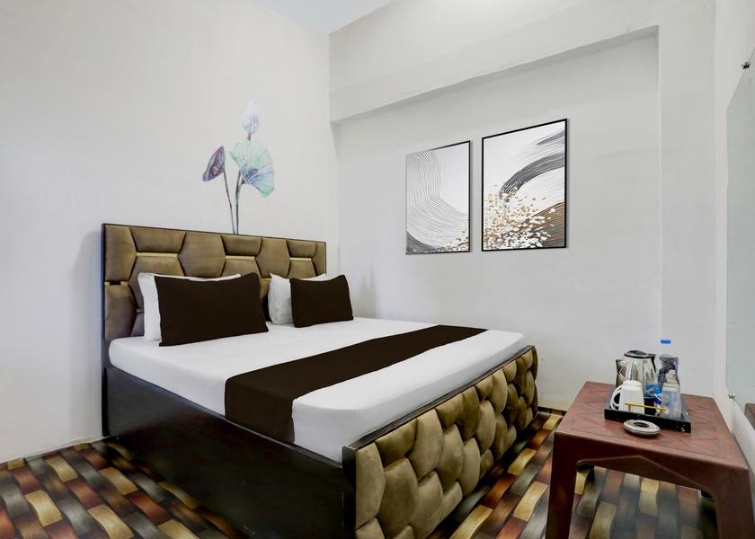 Uttar Pradesh Auraiya Room
