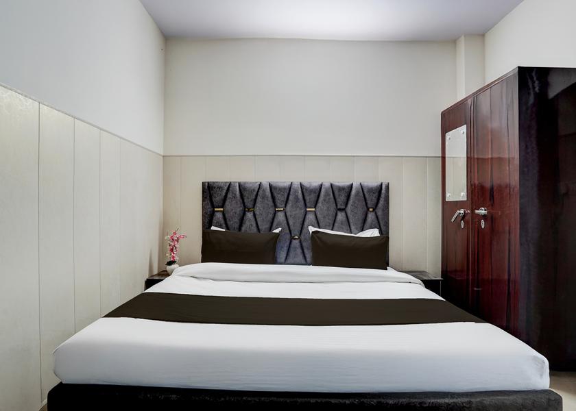 Delhi Delhi Room
