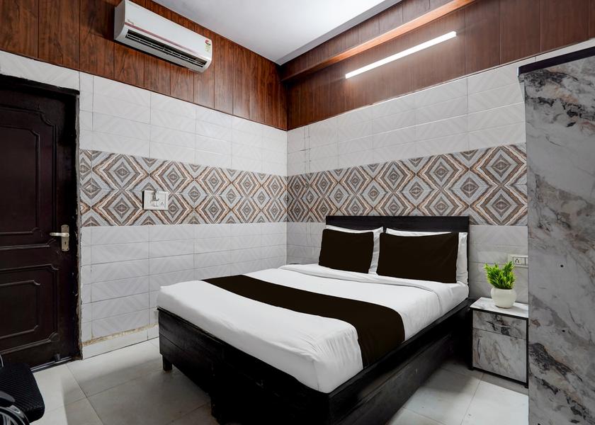 Uttar Pradesh Ghaziabad CLASSIC